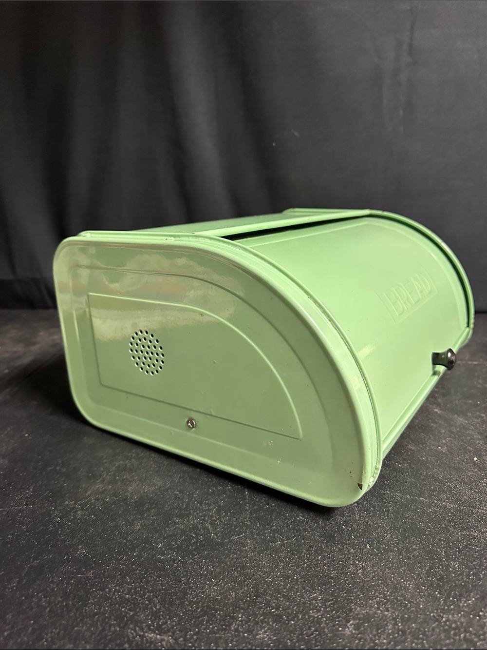 Vintage light sea green Bread Box Countertop Storage - enamelware - Picture 6 of 10